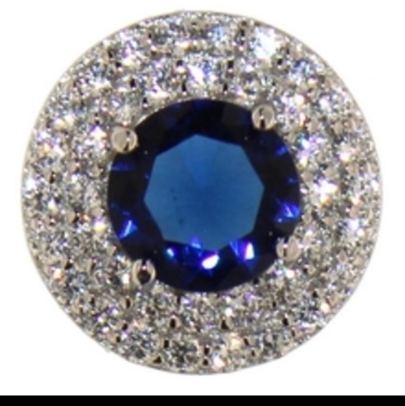 Round 2.15 ct Sapphire Pendant - Picture 3 of 3